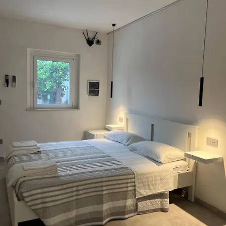 Dimora Dana Bed & Breakfast Pollutri