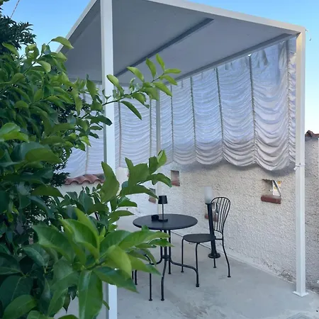 Bed and Breakfast Dimora Dana Pollutri